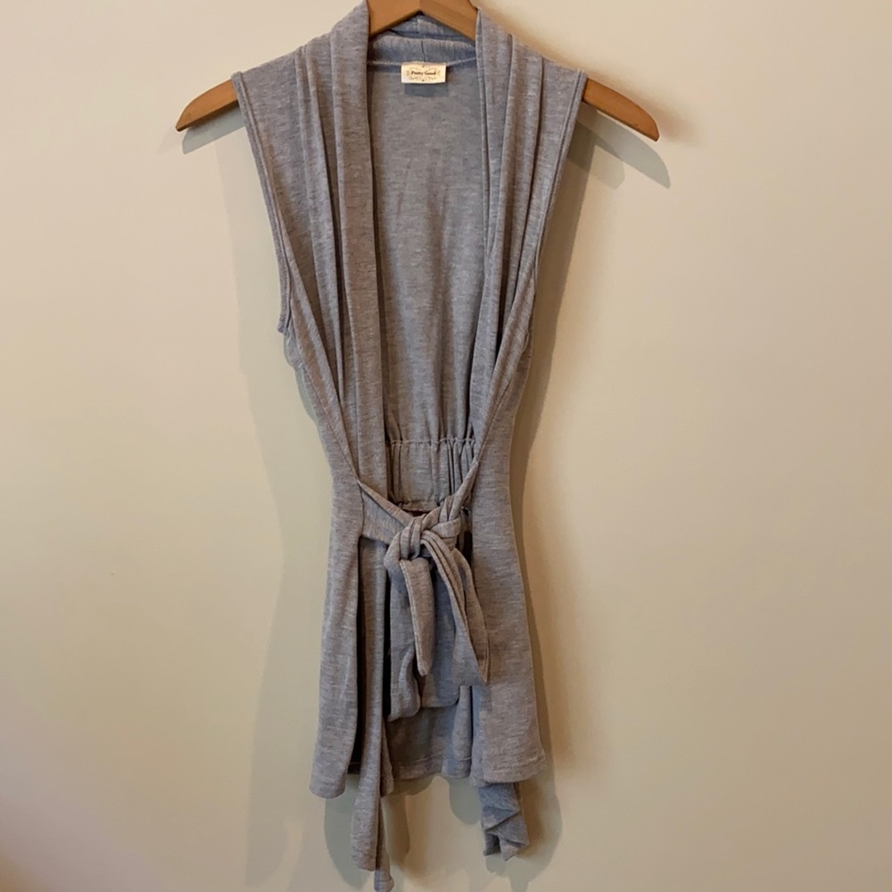 Pretty Good brand gray sleeveless tie front cardigan